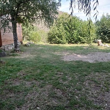Les Chalets Quazemi A Casteil 外观 照片