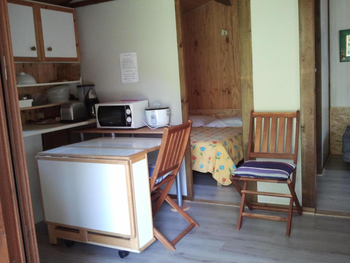 Les Chalets Quazemi A Casteil 外观 照片