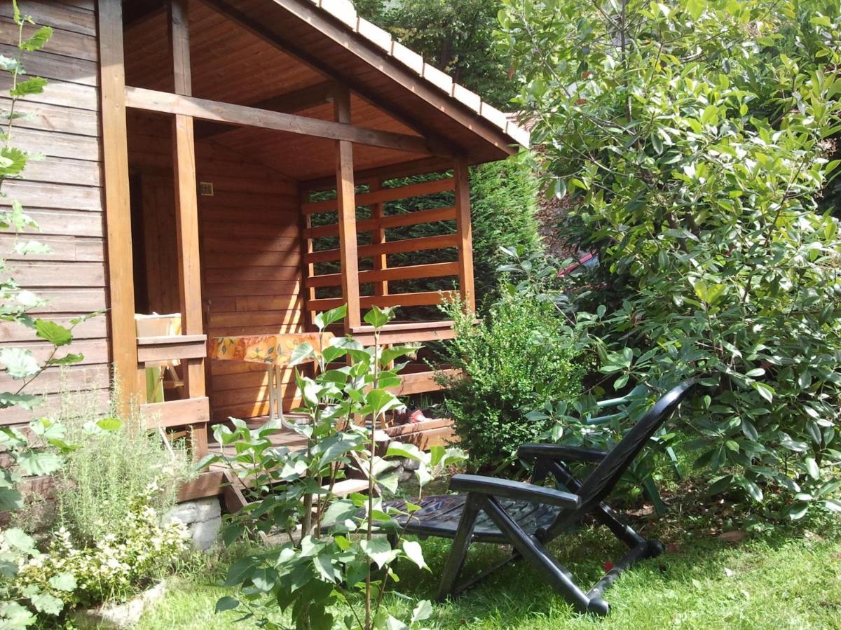 Les Chalets Quazemi A Casteil 外观 照片