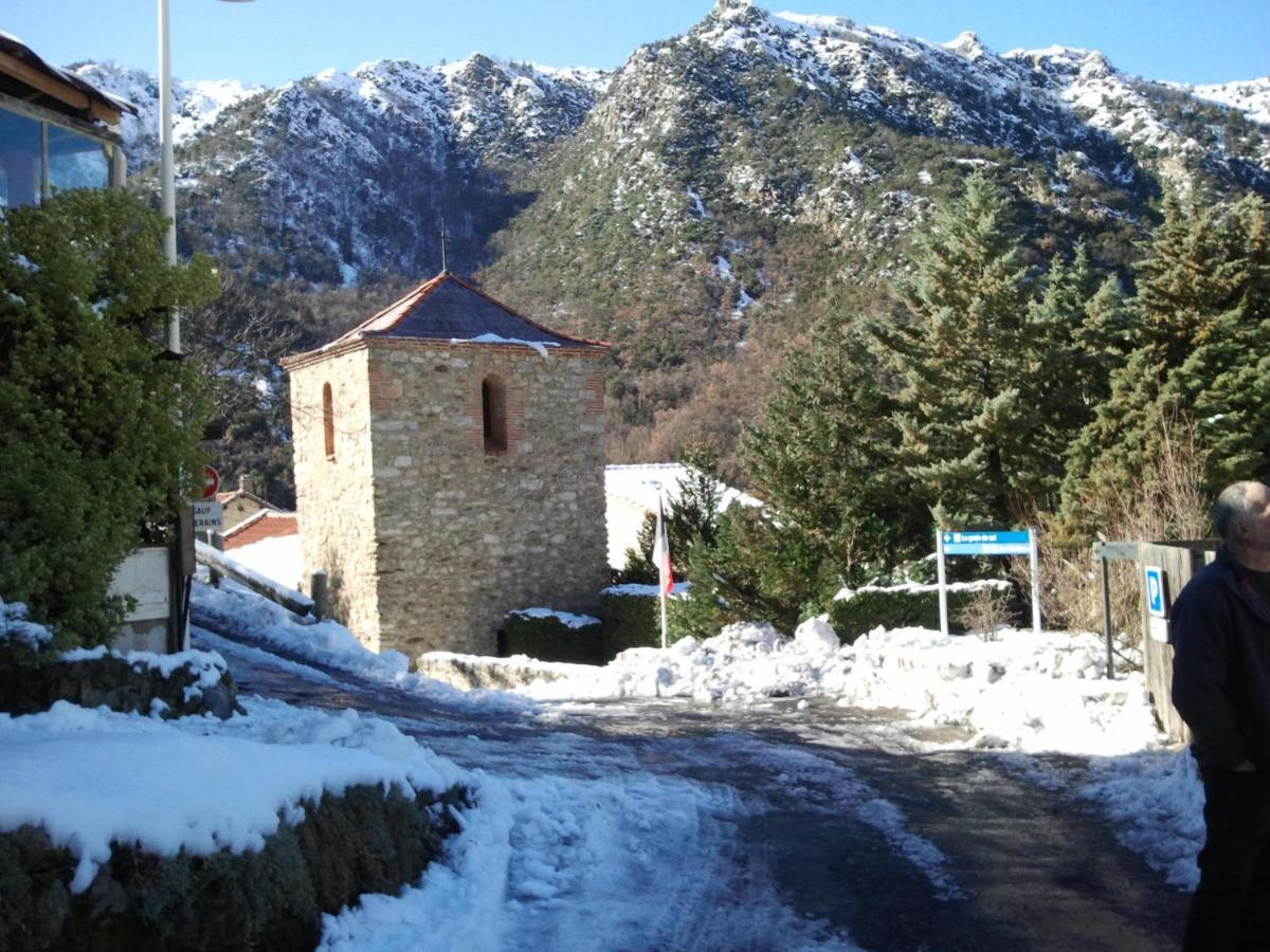 Les Chalets Quazemi A Casteil 外观 照片