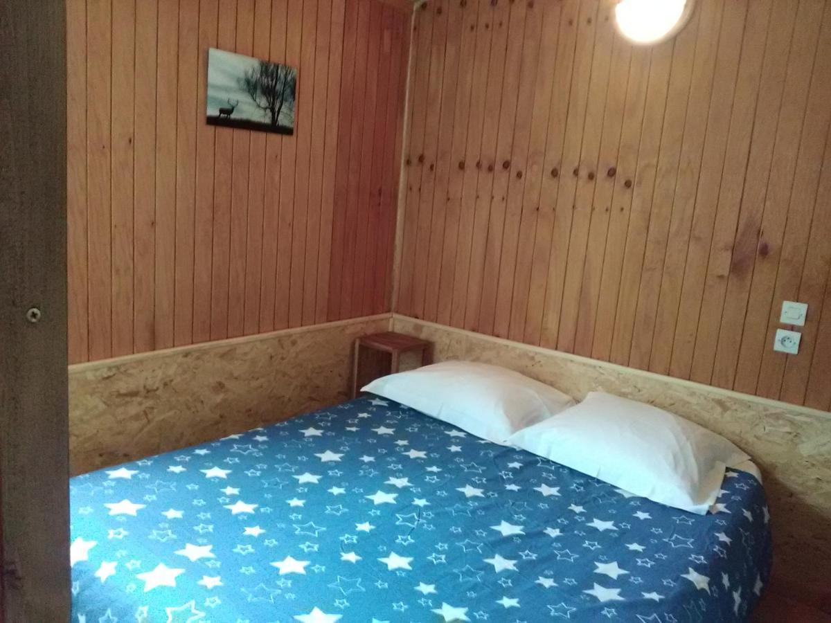 Les Chalets Quazemi A Casteil 外观 照片