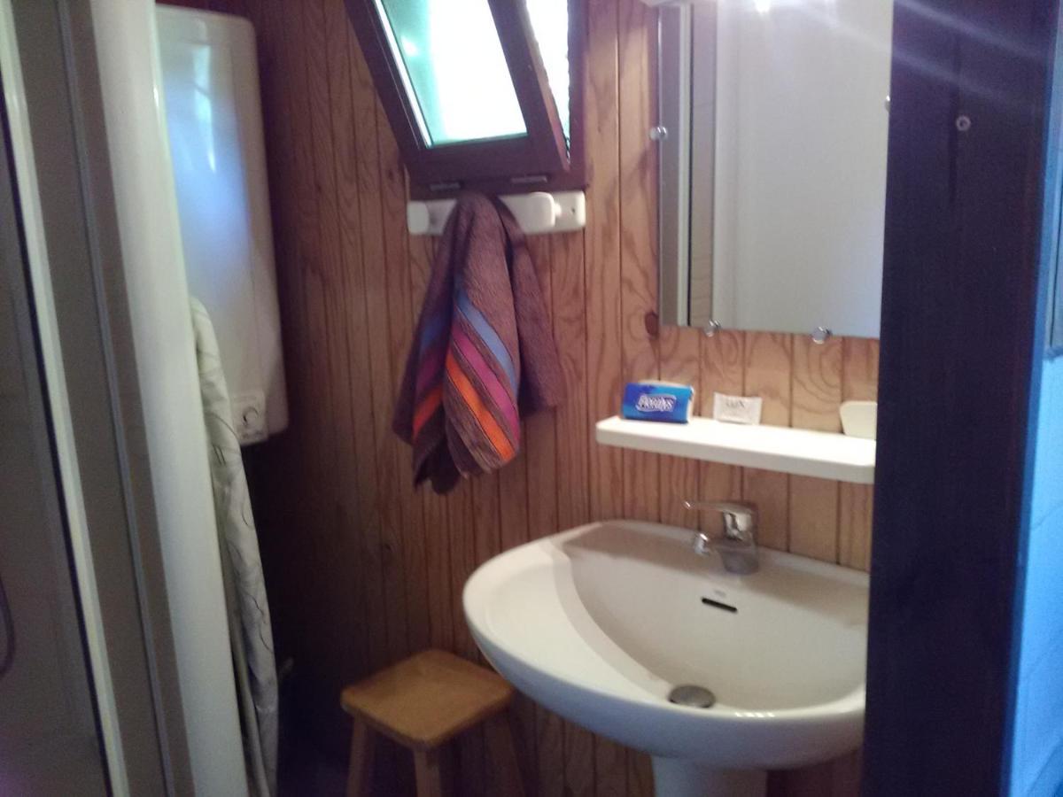 Les Chalets Quazemi A Casteil 外观 照片